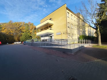 Roboty budowlane polegające na modernizacji strefy SW1 budynku A oraz strefy SW2 budynku B (etap 3 i etap 4) w Domu Pomocy Społecznej przy ul. Rędzińskiej 66/68 Miejskiego Centrum Usług Socjalnych we Wrocławiu